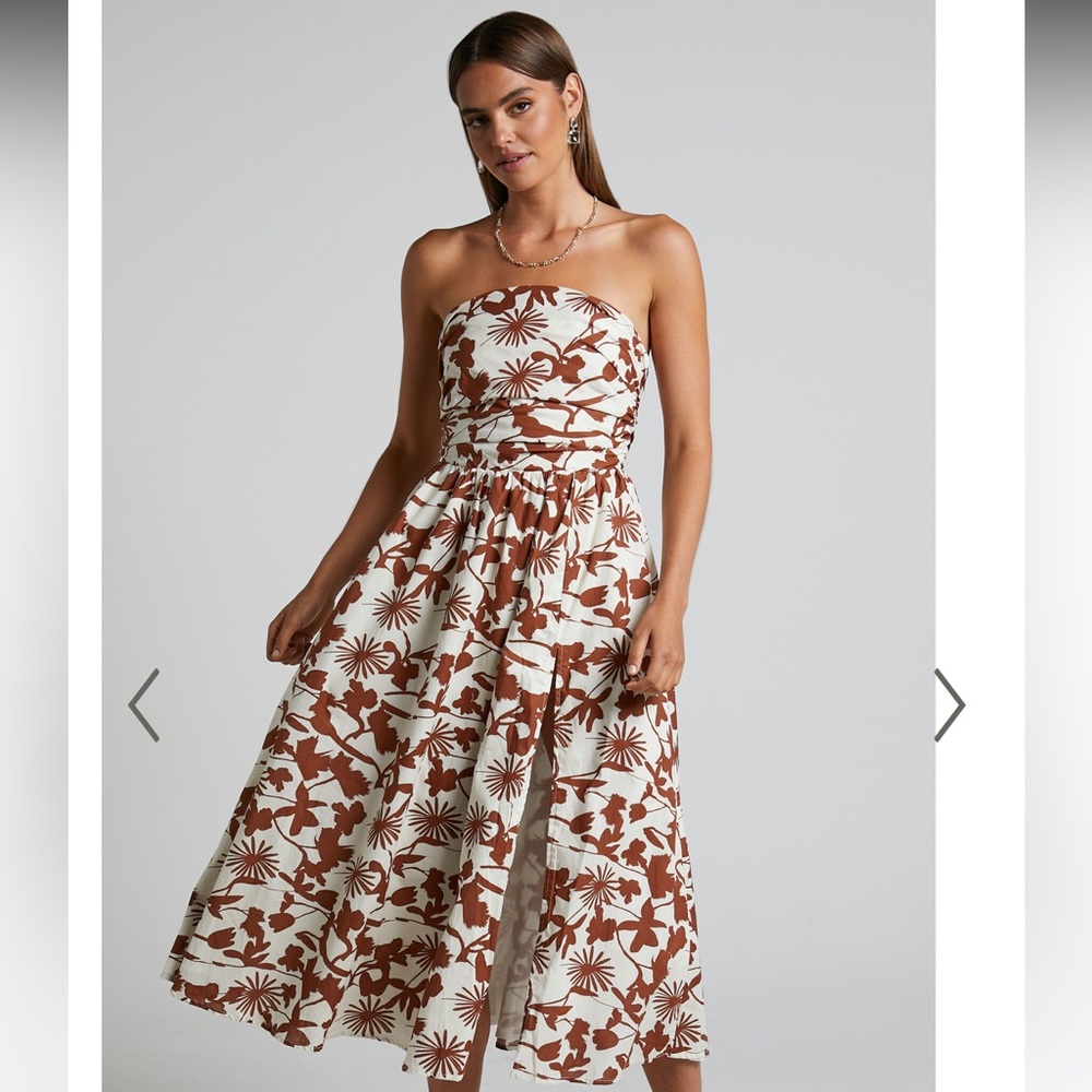 NWT EVITA MIDI DRESS - RUCHED HIGH SPLIT STRAPLESS DRESS IN MULTI.